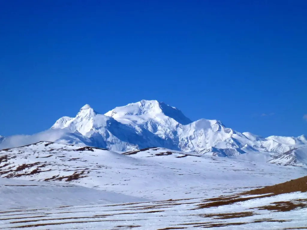 14th tallest mountain in the world - Shishapangma