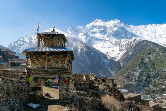 Upper Pisang Trail to Annapurna Circuit Trek